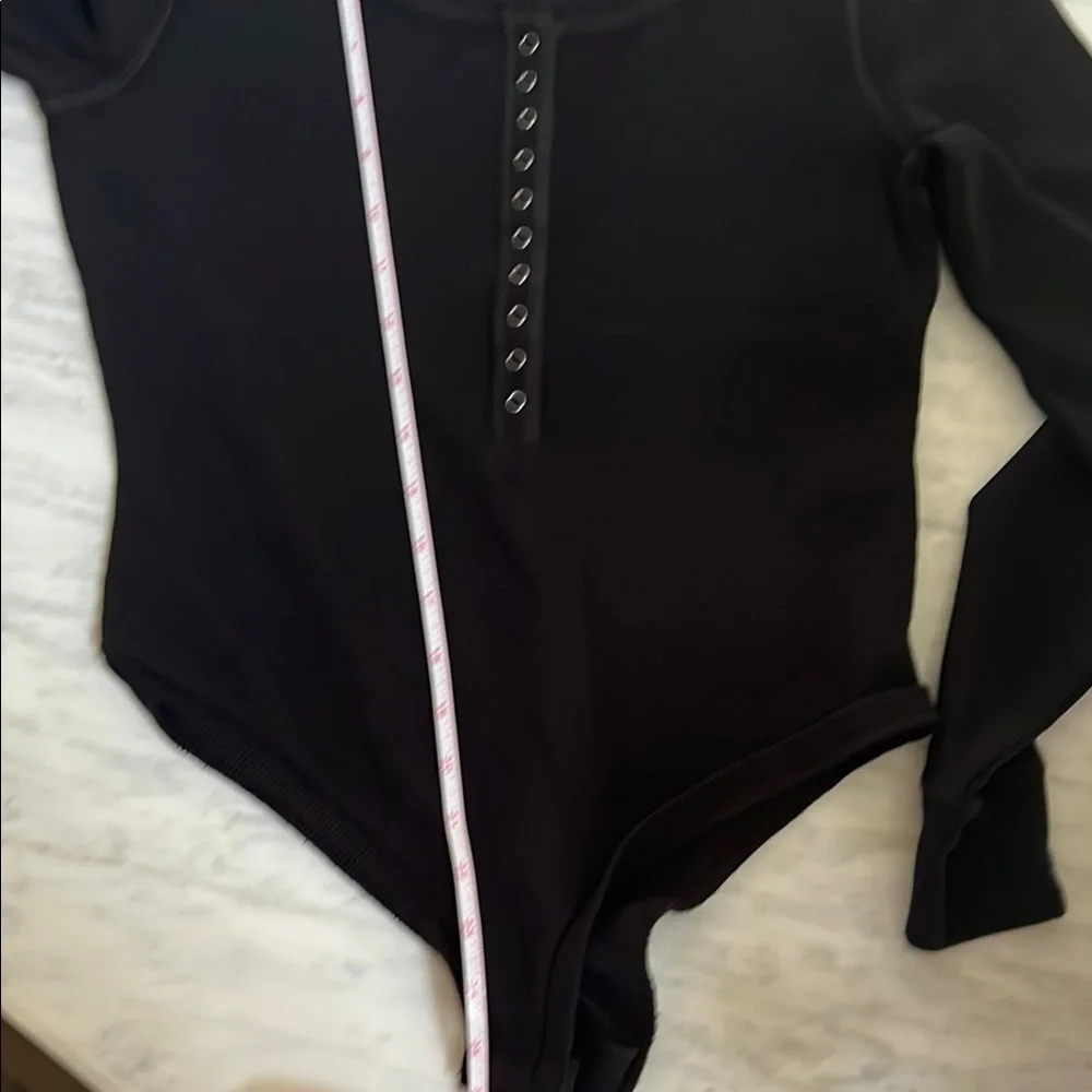 Halle Berry for Sweaty Betty Black Fitted Buttoned Bodysuit - Picture 5 of 8